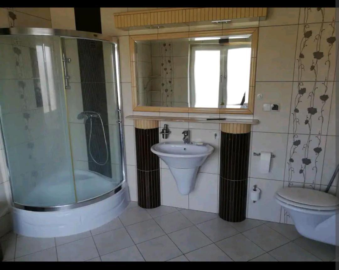 Apartament W Domu Z Kominkiem I Ogrodem Reda Kültér fotó